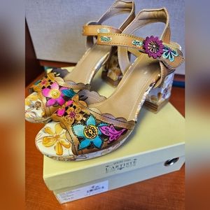 Spring Step L'Artiste Avantgarde Sandels